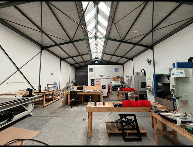 395M² WAREHOUSE TO LET IN KILLARNEY GARDENS